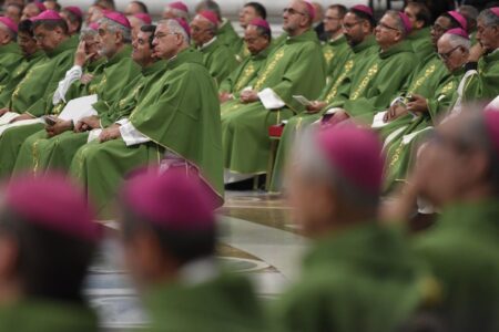 Il Papa trasferisce ai vescovi competenze riservate alla Santa Sede — Arcidiocesi Bari-Bitonto