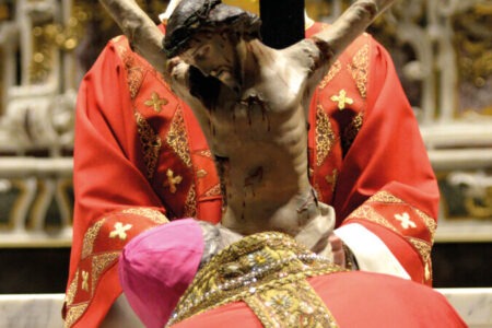 La Via Crucis in casa. Proposta dell’arcivescovo per le famiglie della diocesi/QUI I TESTI - il giornale della Arcidiocesi di Lecce