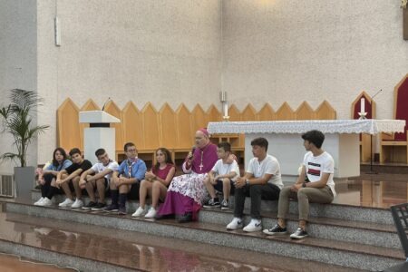 il Vescovo incontra i giovani – Diocesi di Castellaneta