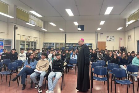 Messaggio di S.E.R. Mons. Sabino Iannuzzi alla comunità scolastica della Diocesi per l’anno scolastico 2023/2024 – Diocesi di Castellaneta