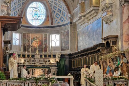 Omelia di Mons. Sabino Iannuzzi durante la Santa Messo del giorno del Natale del Signore – Diocesi di Castellaneta